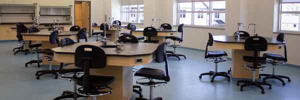 Image of a lab classroom inside the COA Dare Campus.